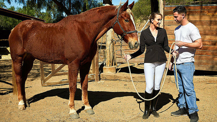 [MyFriend'sHotMom] - Blonde Cougar Brett Rossi Fucks Young Guy Outdoors - Seth Gamble - Brett Rossi