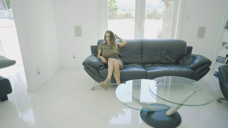 [PervMom] -  Stepmom's Racy Fantasies Were Fulfilled  - Wrex Oliver - Mckenzie Lee