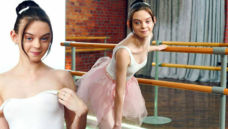 [ClubSweethearts] - European Babe Kitti's Shaved and Solo