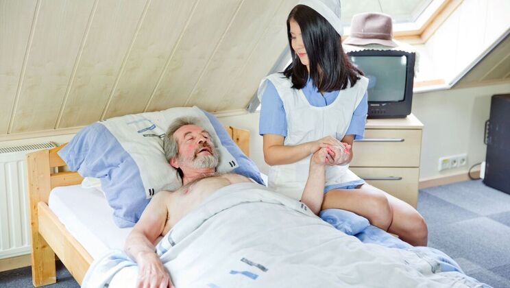 [Oldje] - Nurse Lady Dee's Deepthroat Skills - Lady Dee - Jean Claude