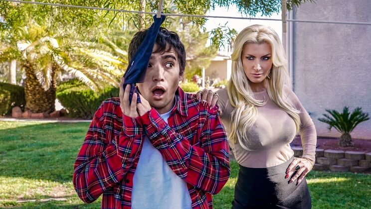 Thief Gets Pounded Outdoor