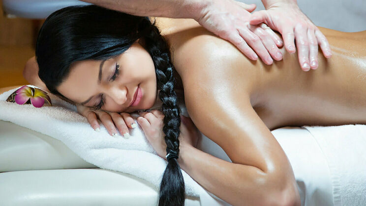 [SexArt] - Beautiful Czech Lesbians in Oiled Up Sex Scene - Matt Ice - Erika Black