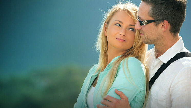 [SexArt] - Blonde Bombshell's Bra and Lingerie - Lutro - Ivana Sugar