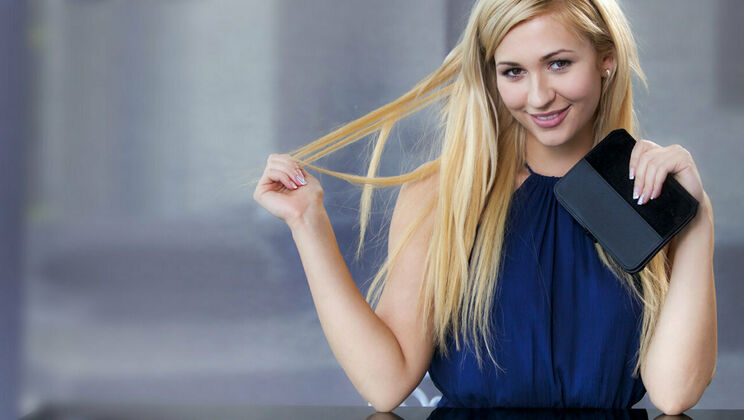 [SexArt] - Fingering Her Beautiful Body - Tracy Lindsay