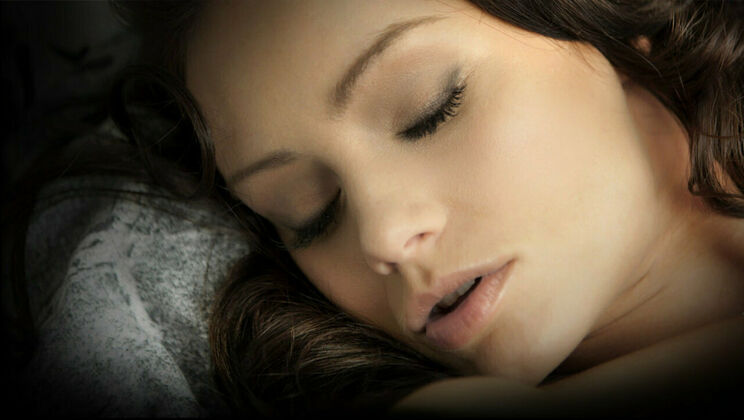 [SexArt] - Piercing Hot Sophie Lynx - Sophie Lynx