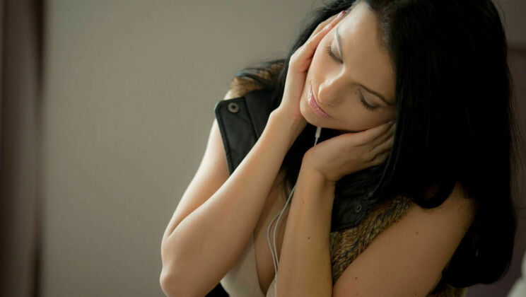 [SexArt] - A Day of Solo Pleasure with Sapphira A - Sapphira A