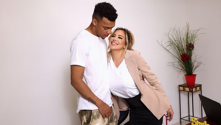 [FantasyMassage] - Deepthroat with Latina MILF and Black Guy - Caitlin Bell - Lawson Jones