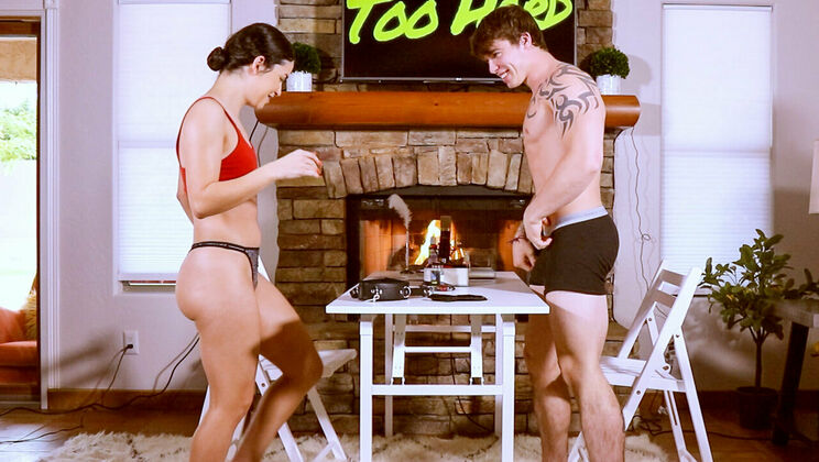 [HotGuysFuck] - Jeremy Barker Interviews Tattooed Latina Leah Rodriguez - Leah Rodriguez - Jeremy Barker