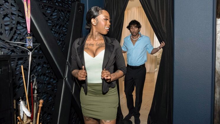 [LookAtHerNow] - Secret Sex Room of a Sexy Realtor