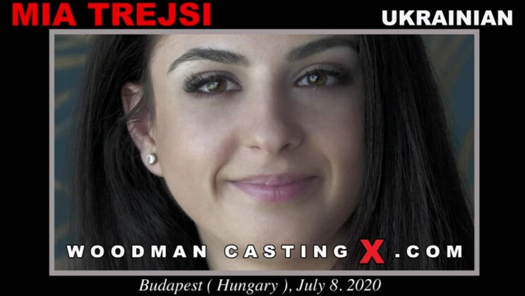 [WoodmanCasting] - Spanking Mia Trejsi's Bare Ass - Mia Trejsi