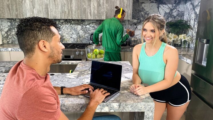 [CrazyCollegeGFs] - Pussy Licking and Tit Fucking in Kitchen - Alex Jones - Angie Faith