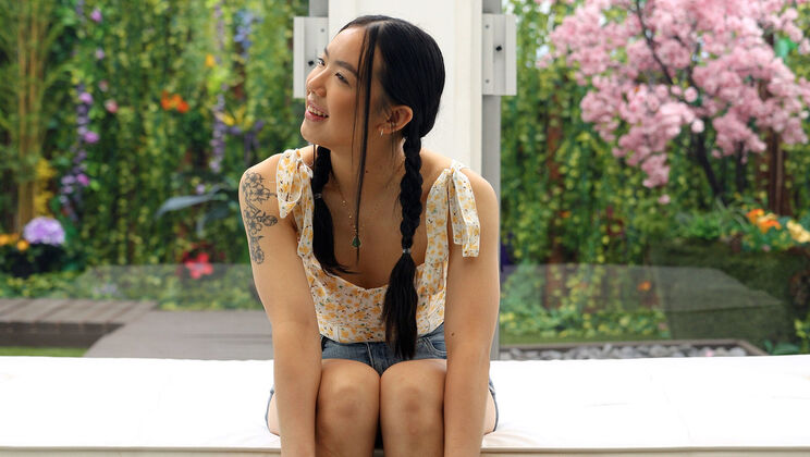 [NetVideoGirls] - Mina's Steamy Ass Licking Moment - Mina