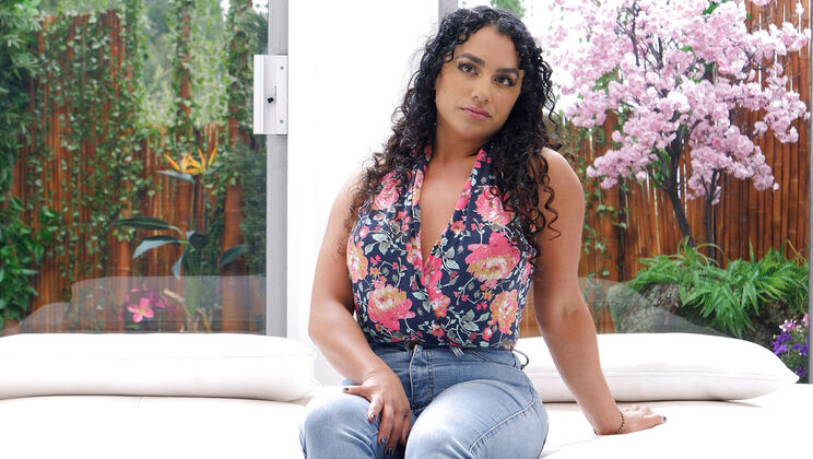 [NetGirl] - Brianna's Cumshot Casting - Brianna