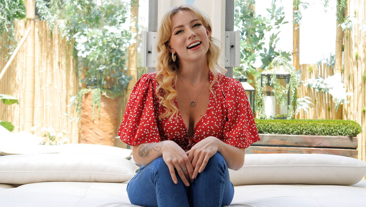 [CastingCouchHD] - Stella's Blowjob Casting - Stella