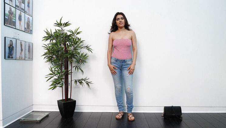 [CastingCouchHD] - Daisy Gets Naughty in Her Audition - Daisy