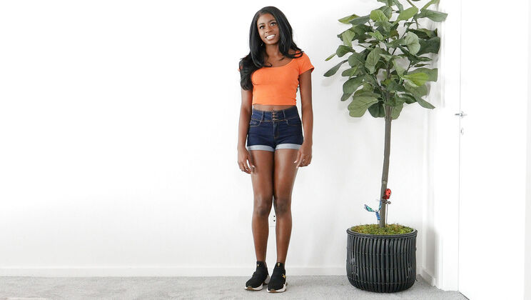 [NetVideoGirls] - Nicole Gets Fingered and Facial in Casting - Nicole