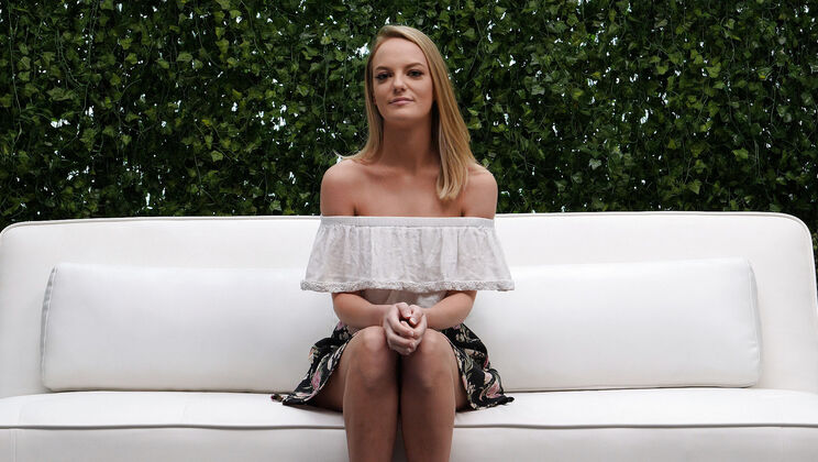 [NetGirl] - Emma's Casting Couch Adventure - Emma