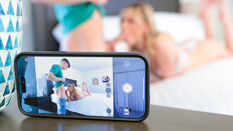 [CheatingSis] - Dylan Moore Enjoys a Handjob and More - Parker Ambrose - Dylan Moore