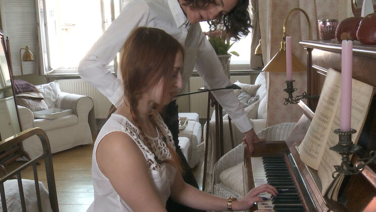 Lolo & Rococo: Redhead and Brunette Seduction