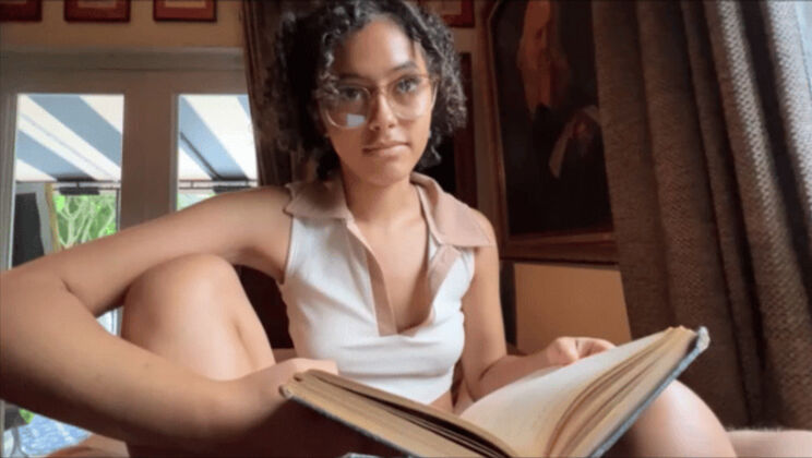 [FamilyTherapy] - Dani Diaz - Cool Brunette with a Sexy Body - Dani Diaz