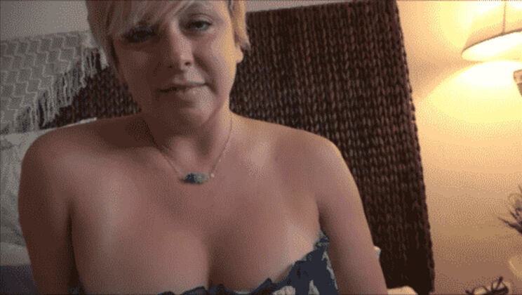 [MomComesFirst] - Blonde MILF's Big Ass and Tits POV Sex - Brianna Beach