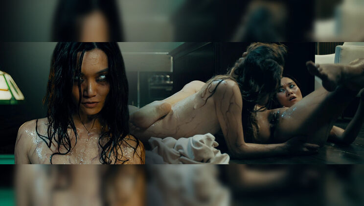 Lucy and Molly Get Kinky