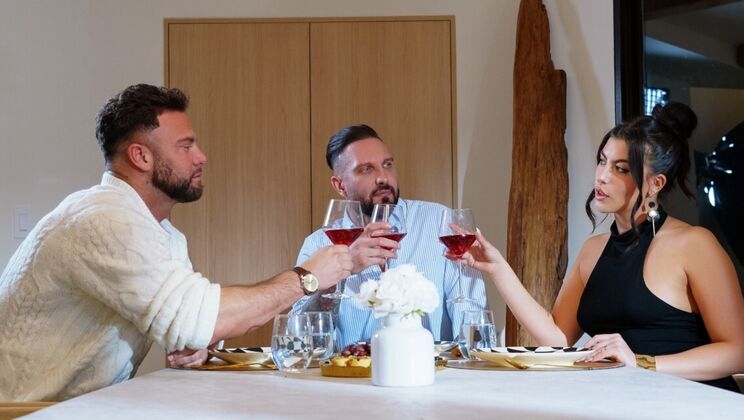 [DigitalPlayground] - European Man Fucks British Wife Doggystyle & Missionary - Quinton James - Gal Ritchie