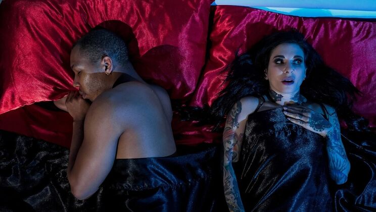 [DigitalPlayground] - Natural tits brunette gets side fuck and reverse cowgirl - Ricky Johnson - Joanna Angel