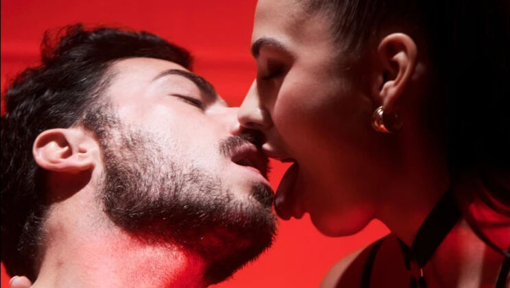 Condom Threesome - BDSM Control by Francis X