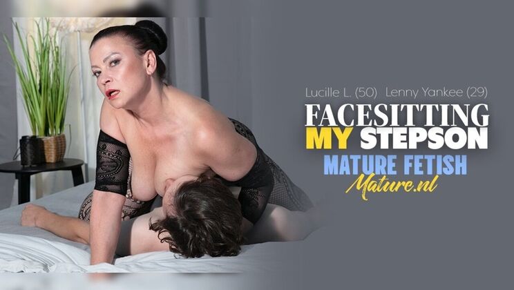 Beautiful Ass MILF Lucille L. Sits On Stepson's Face, Ass Licking And Muff Diving
