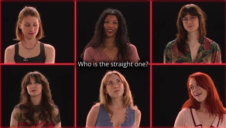 Straight or Lesbian? Round 1 - Hot Girls Play